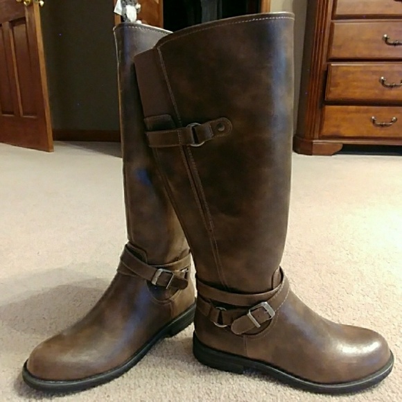 GNW Brown Boots Size 6 NWT - Picture 1 of 4
